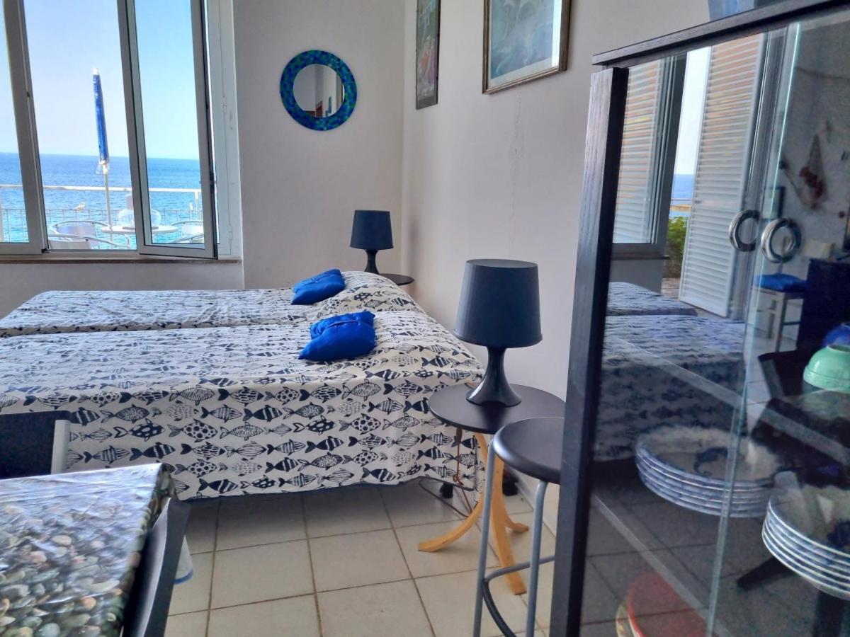 Appartamenti La Terrazza Sulle Ghiaie - Goelba ポルトフェッラーイオ 部屋 写真